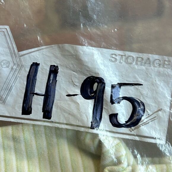 5 for $25🔥Newborn GAP Striped Yellow Footless Sleeper Bodysuit - Picture 4 of 4